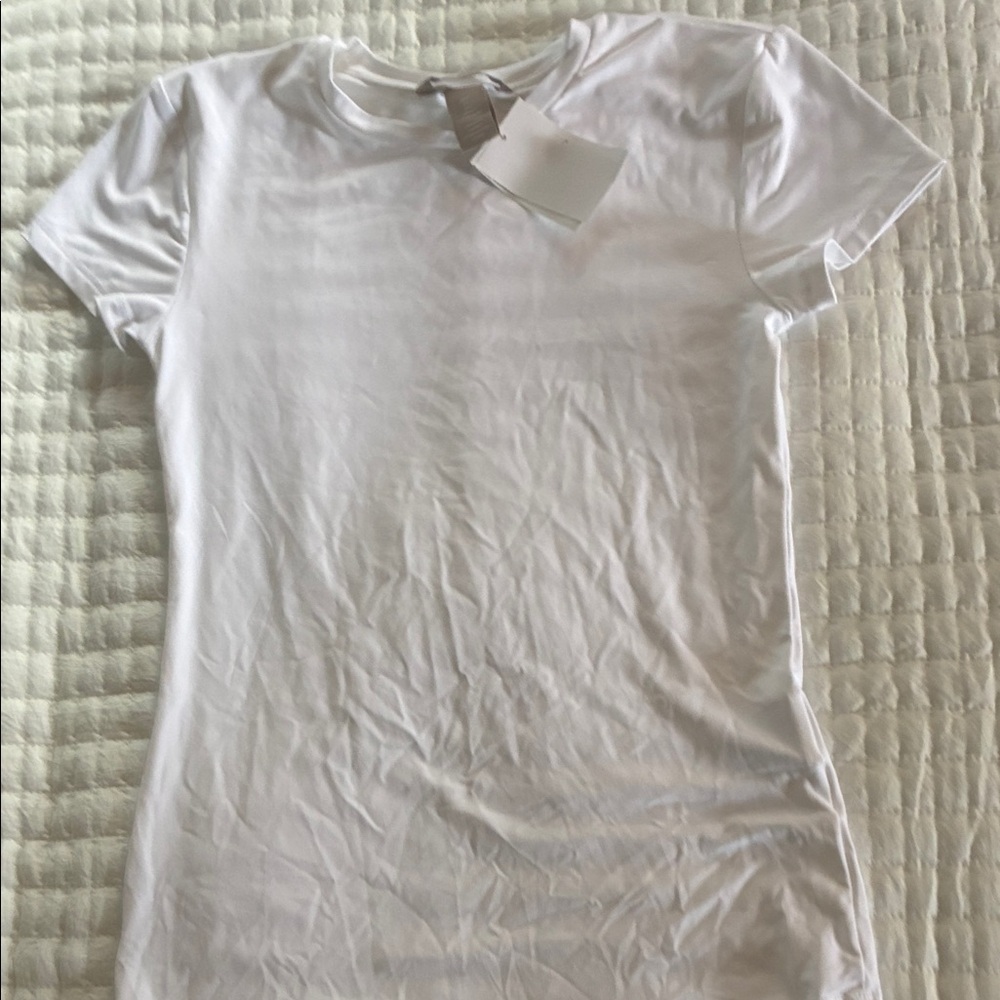 Women’s H&M white shirt